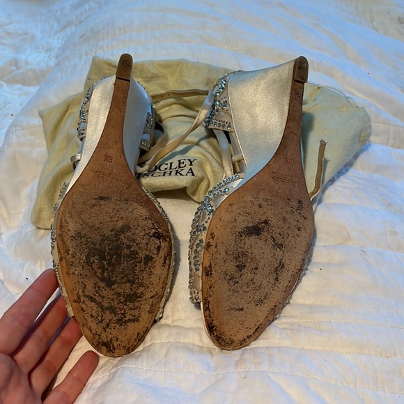 EUC Badgley Mischka Wedges - Picture 5 of 8